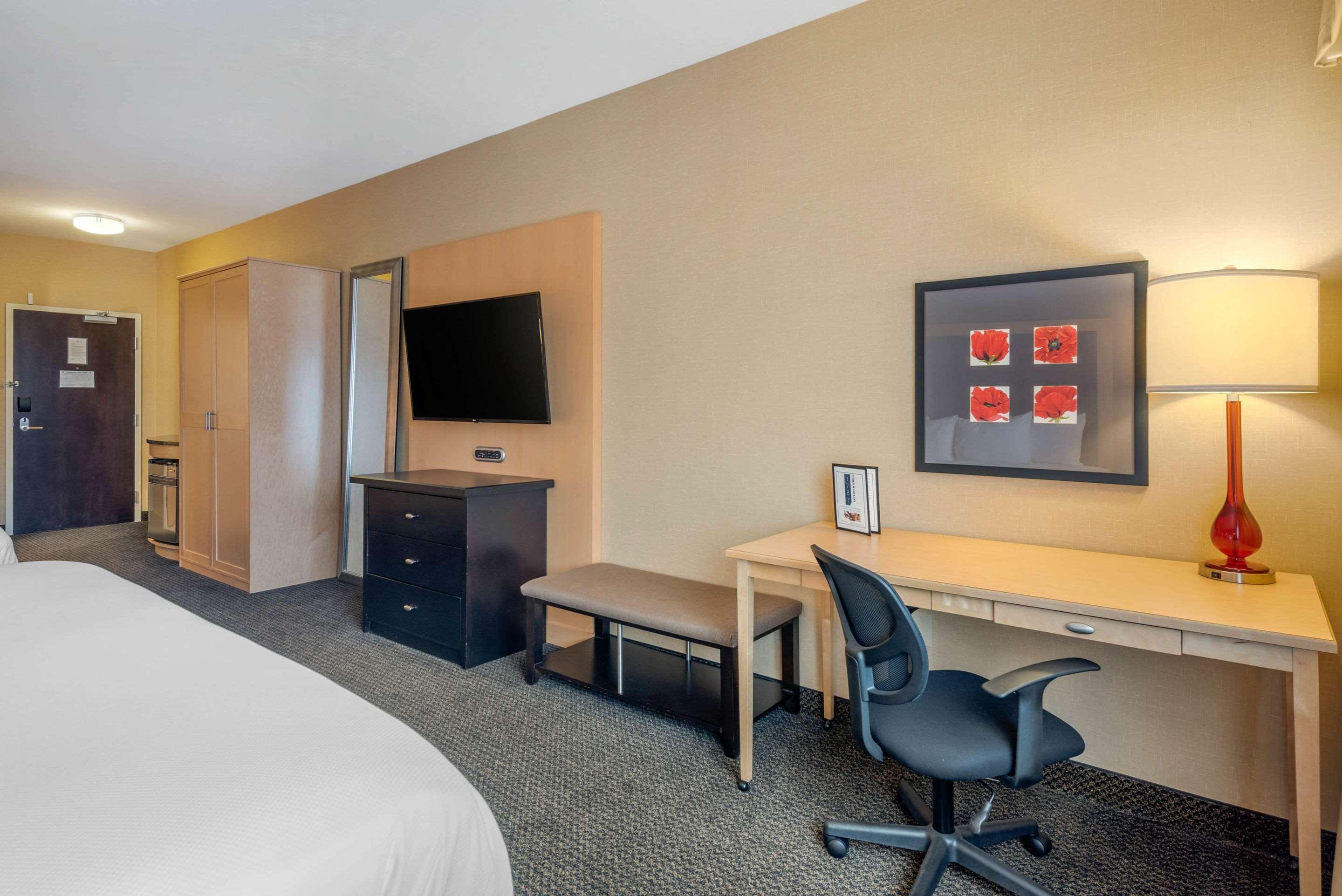 Cambria Hotel Akron - Canton Airport Uniontown Esterno foto