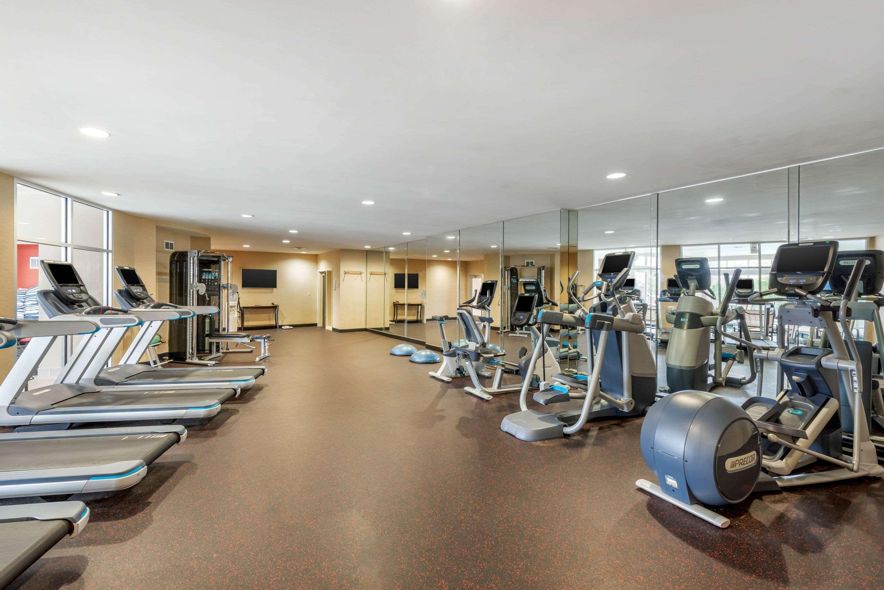 Cambria Hotel Akron - Canton Airport Uniontown Esterno foto