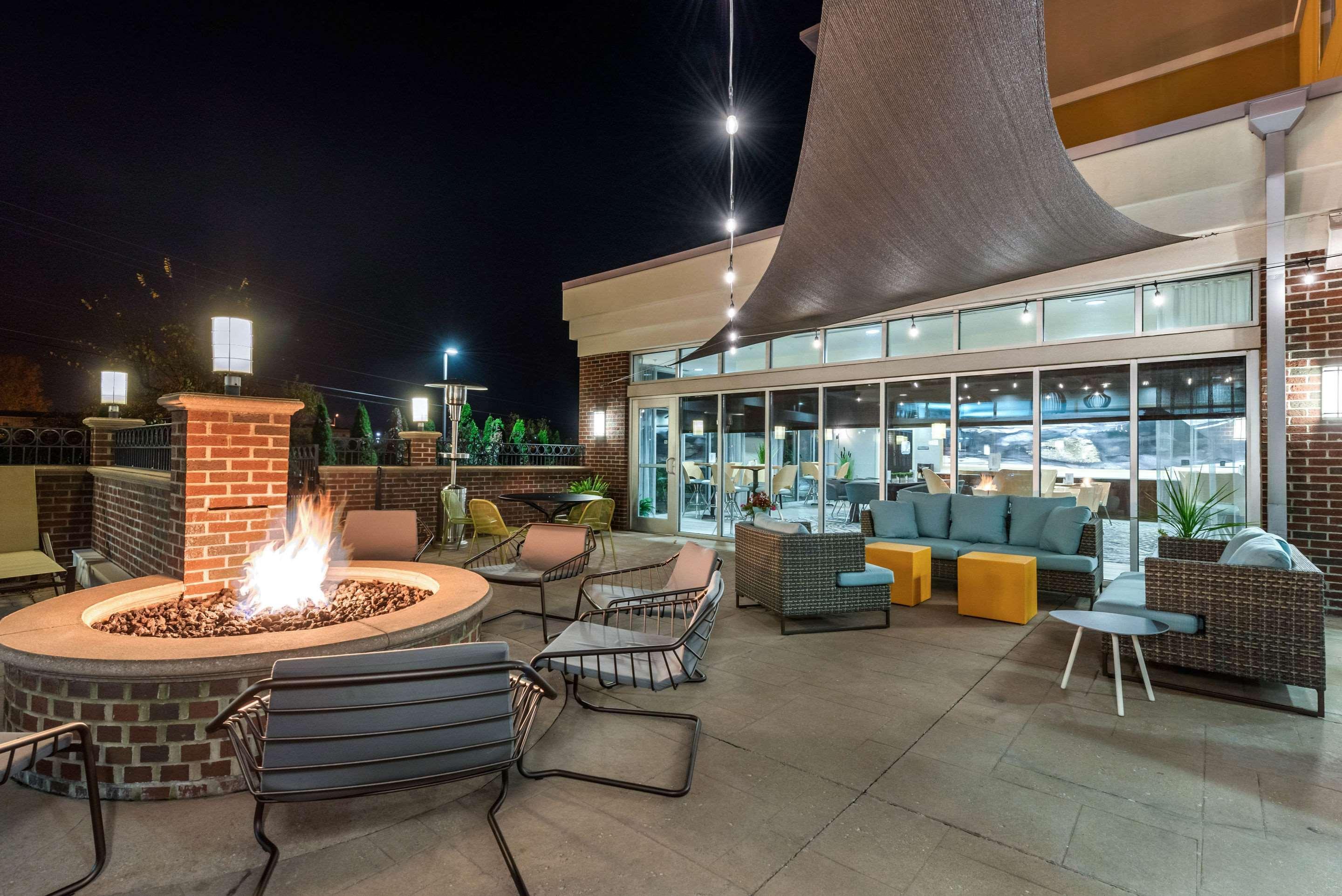 Cambria Hotel Akron - Canton Airport Uniontown Esterno foto